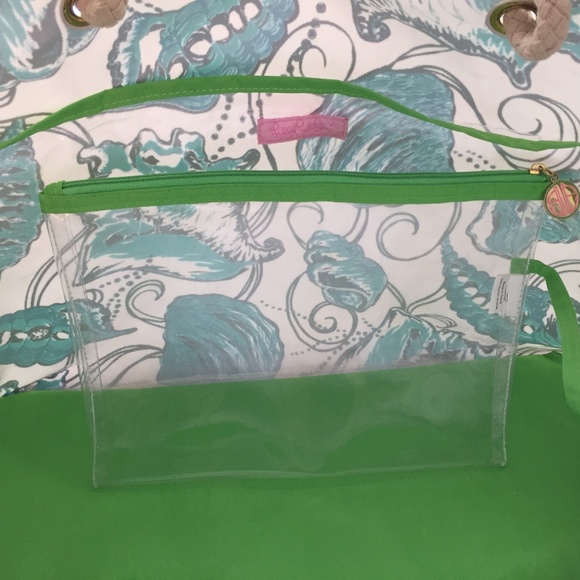 Lily Pulitzer Beach Tote - Picture 2 of 9